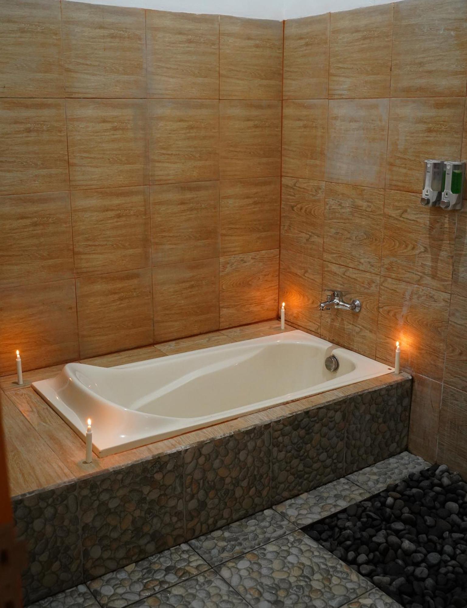 Wahyu Masari Homestay Sakti Экстерьер фото